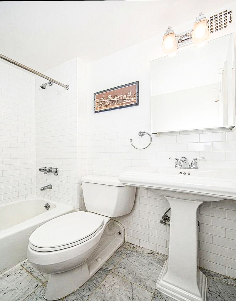 322 West 14th Street - Photo 5