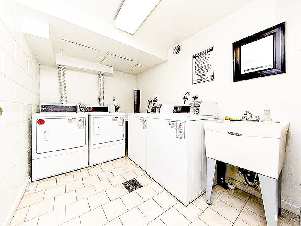 322 West 14th Street - Photo 7