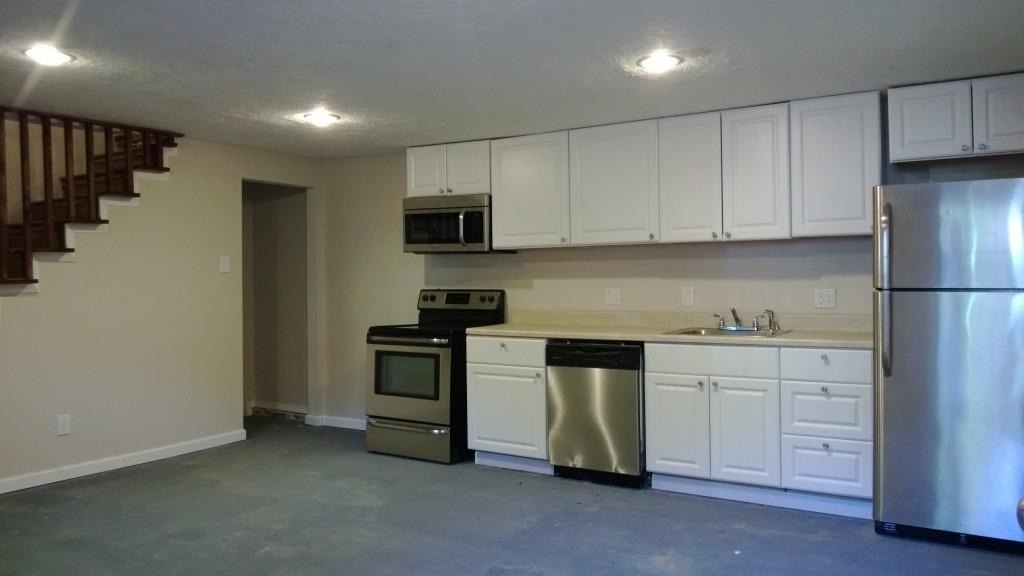 3800 Garrott Street - Photo 4