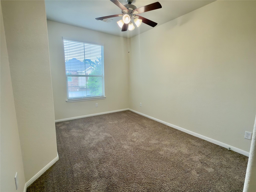 17035 Amarose Drive - Photo 15