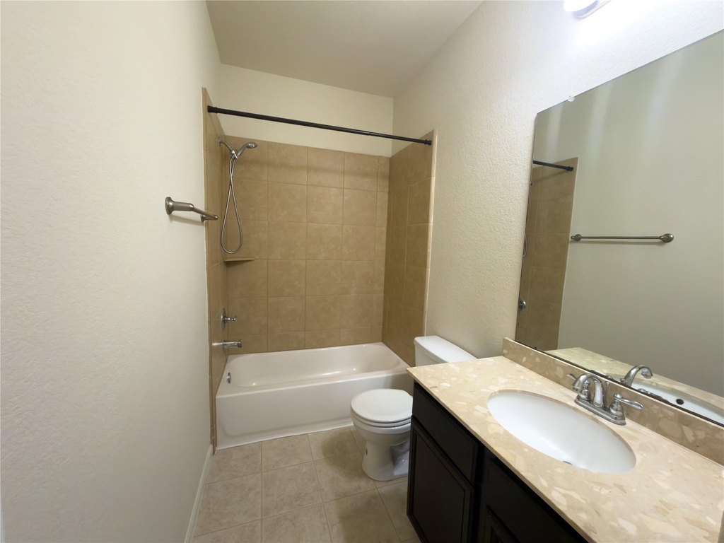 17035 Amarose Drive - Photo 20