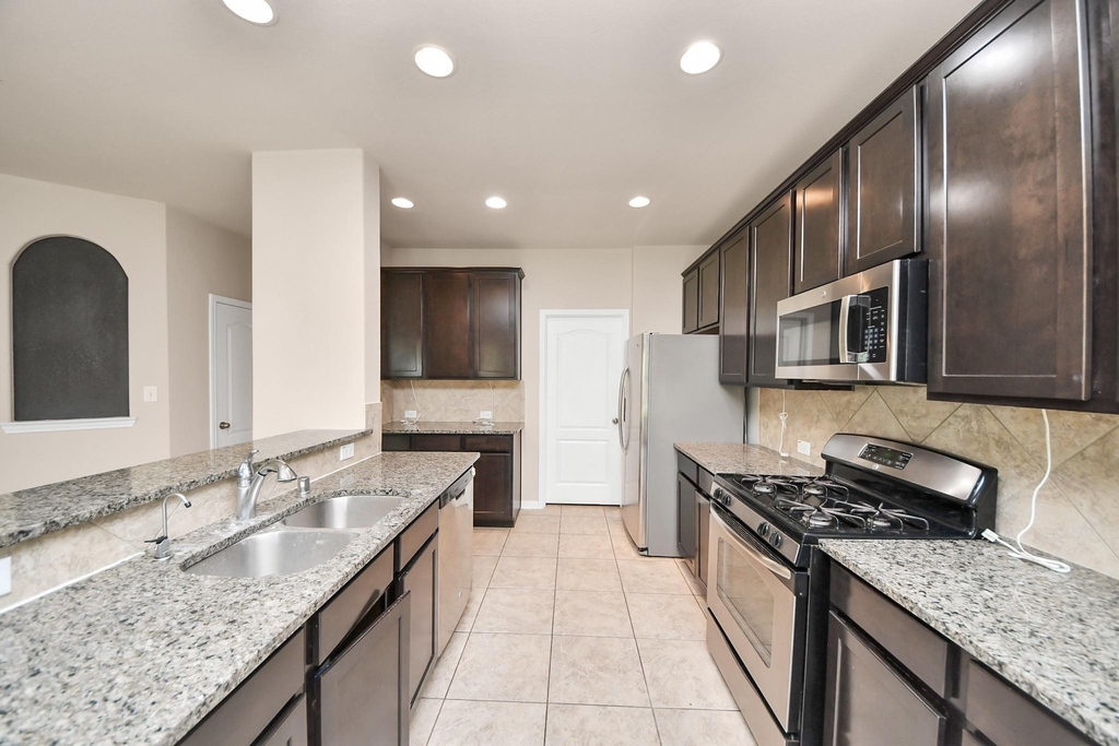 7214 Baitland Drive - Photo 14