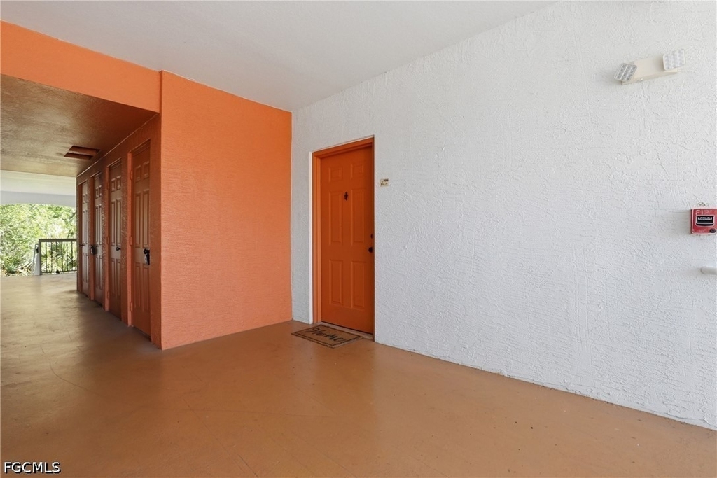 6321 Aragon Way - Photo 3