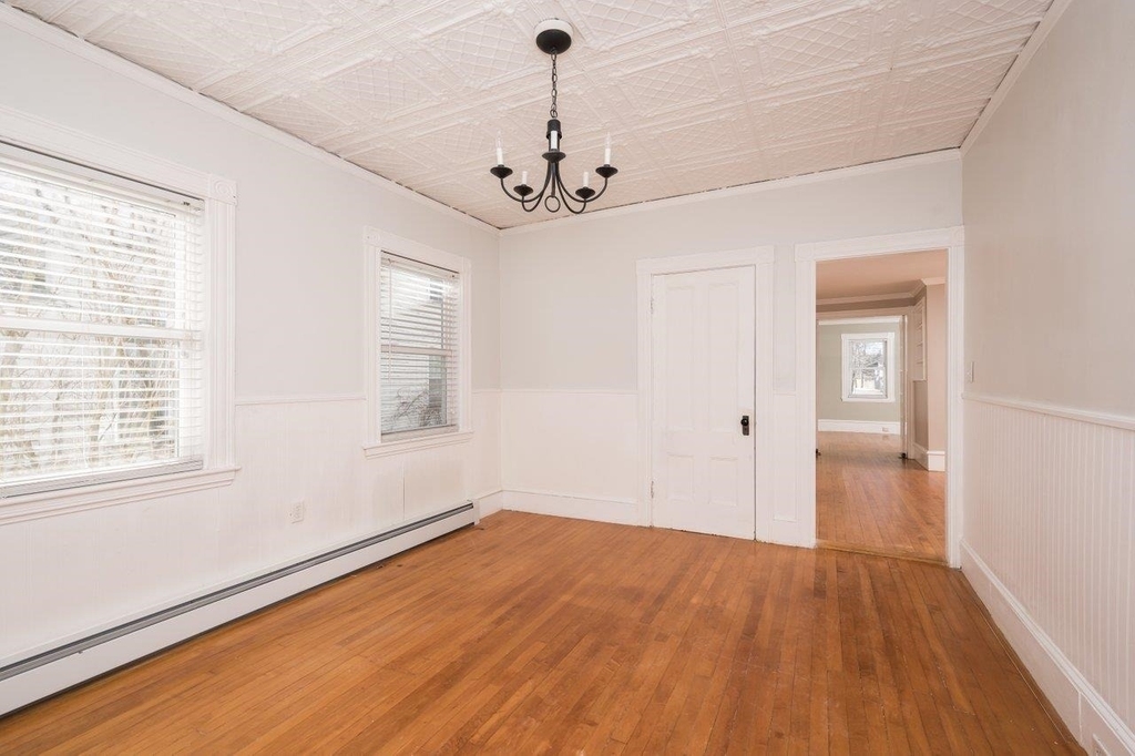 43 Main - Photo 5