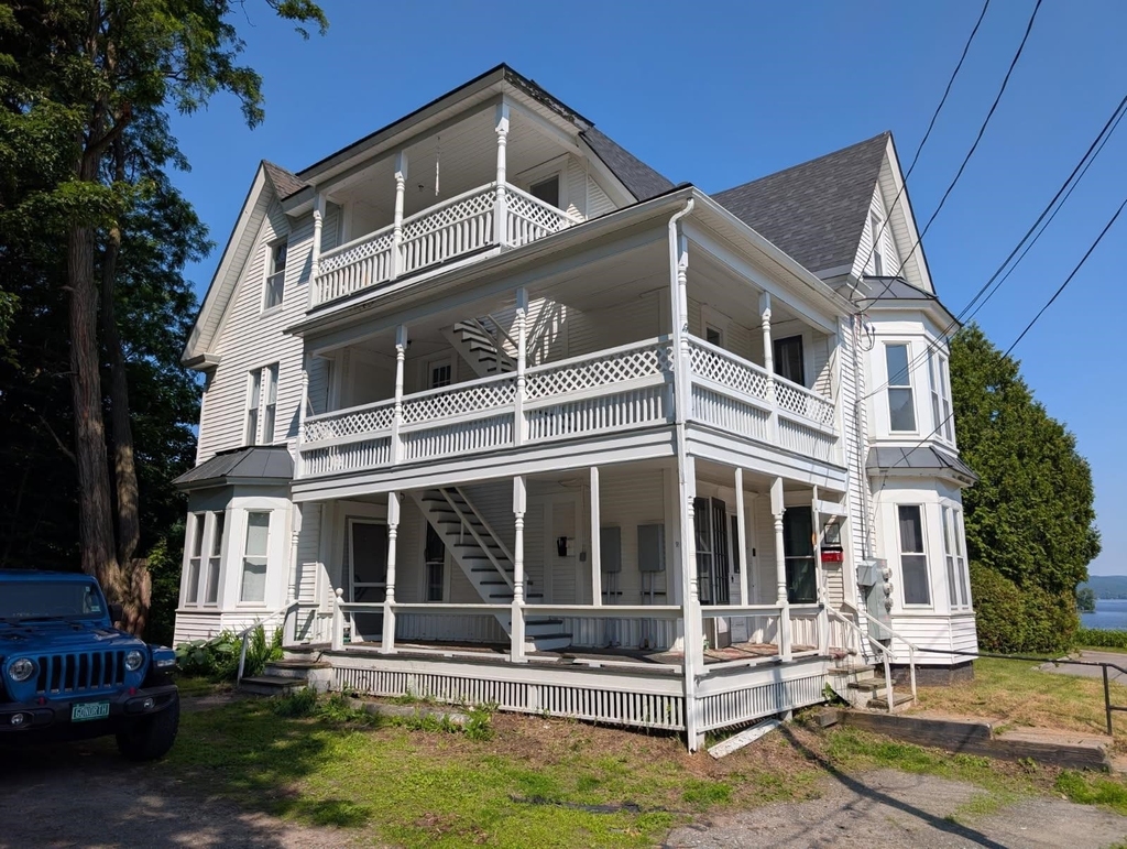 91 Bayview - Photo 1