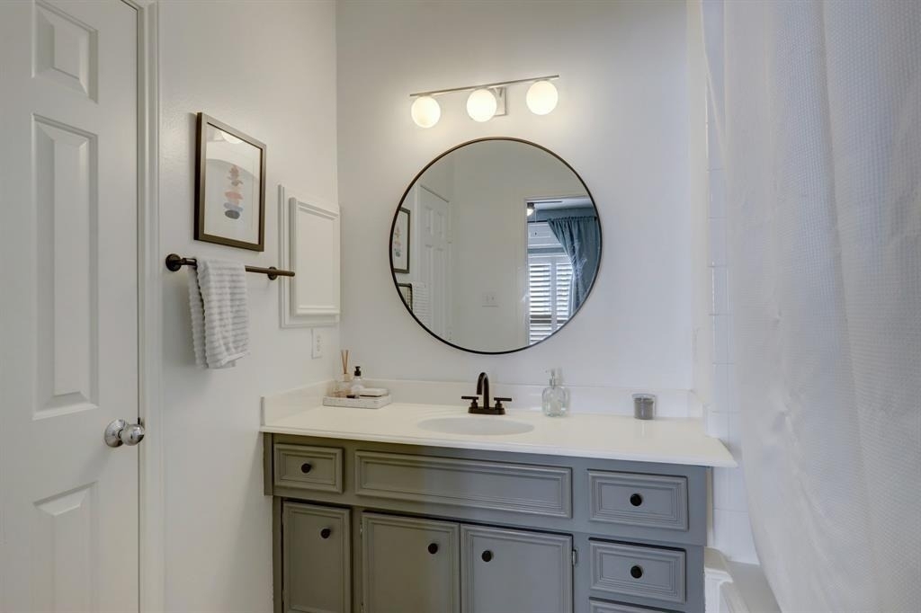 1237 W 17th Street - Photo 15