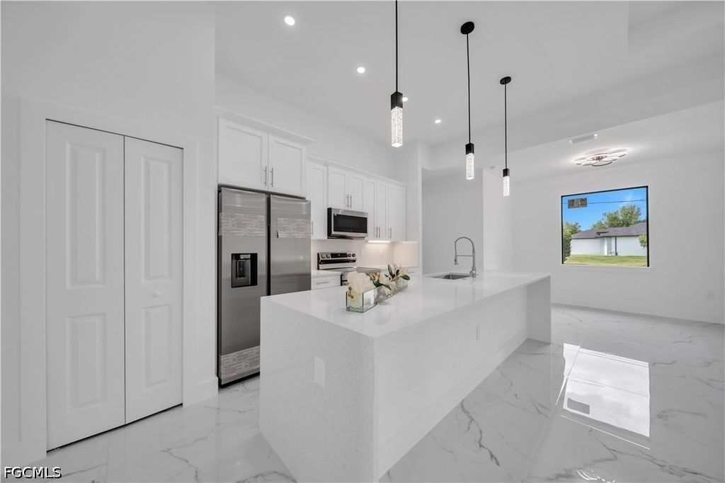 506 W 5th Street - Photo 6