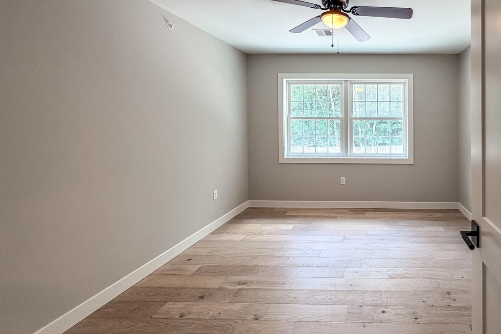 384 Main - Photo 19