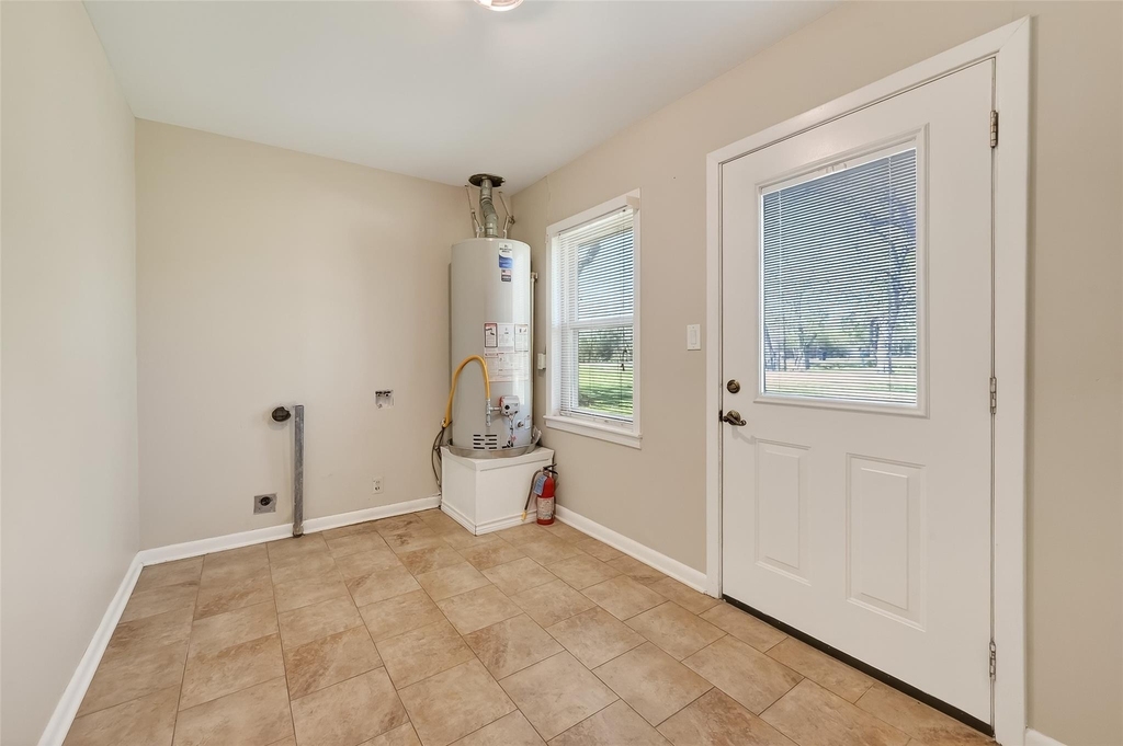11934 Fm 1994 Road - Photo 22