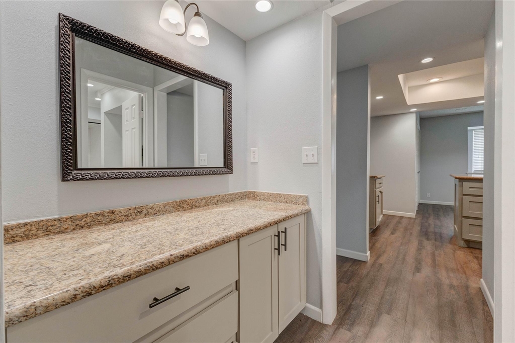 9614 Charter Ridge Drive - Photo 13