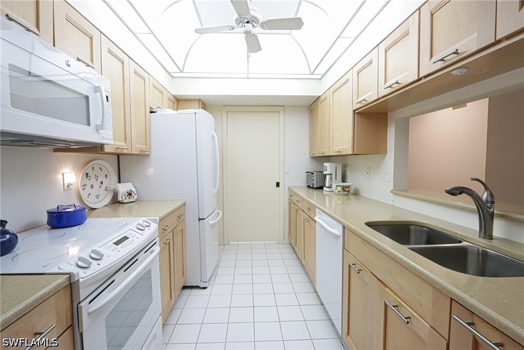 765 Willowbrook Drive - Photo 5