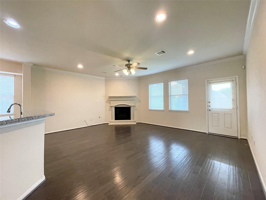 3010 Overbrook Meadow Lane - Photo 8