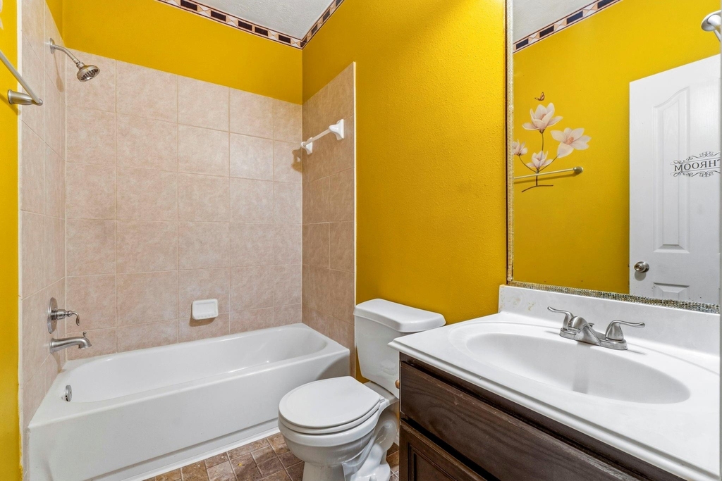 8203 Loetsch Ridge Way - Photo 23
