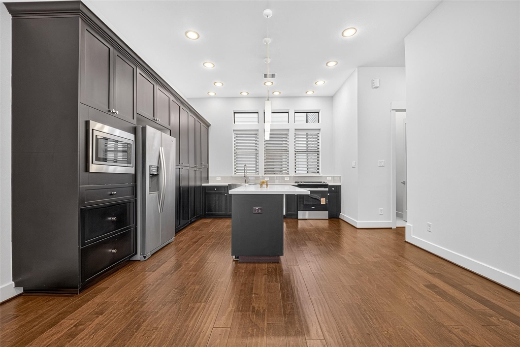 2610 Polk Street - Photo 8