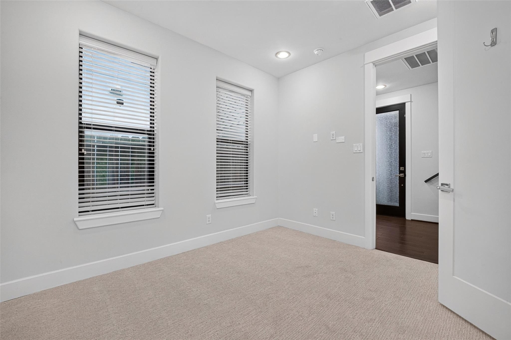 2610 Polk Street - Photo 26