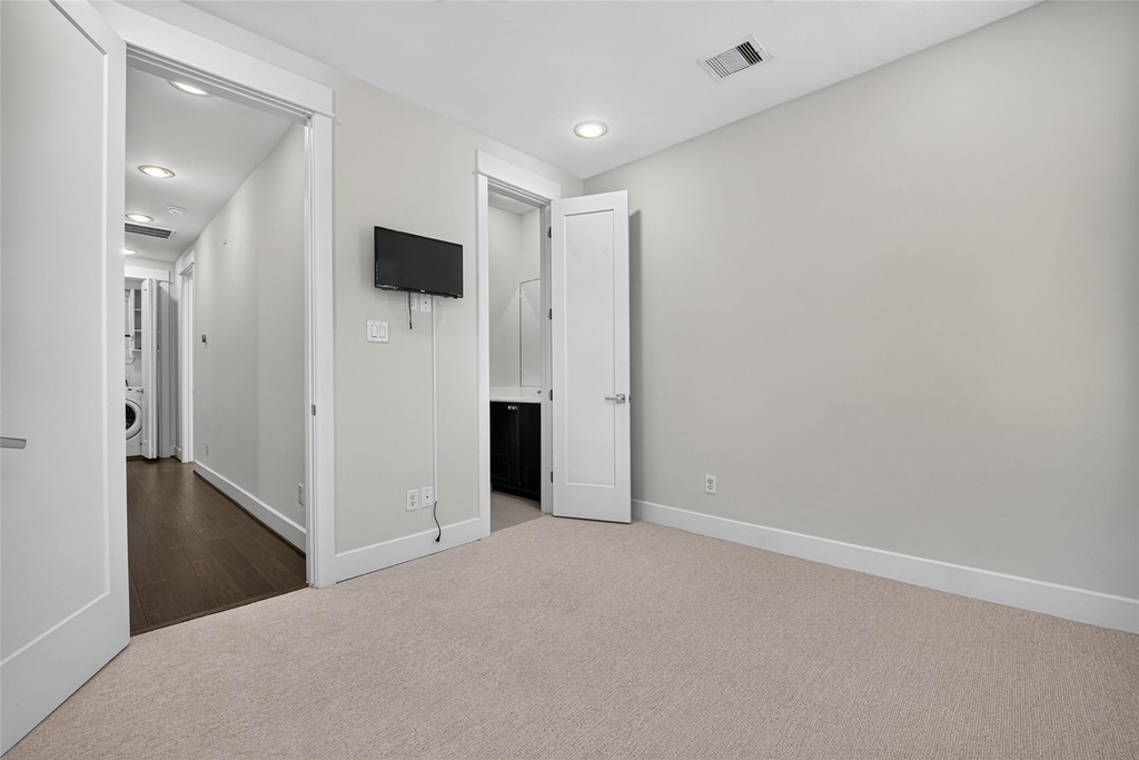 2610 Polk Street - Photo 24
