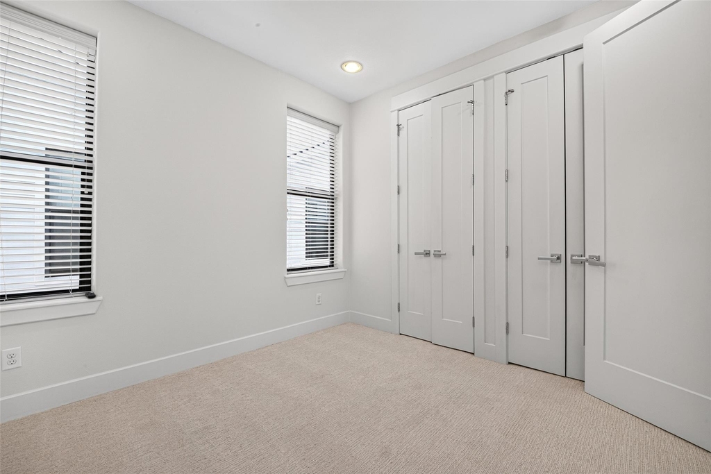 2610 Polk Street - Photo 23