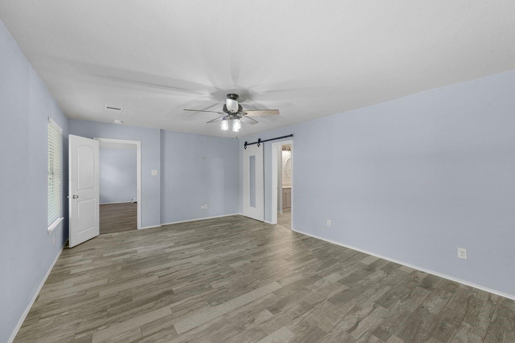 9415 Paloma Creek Drive - Photo 9