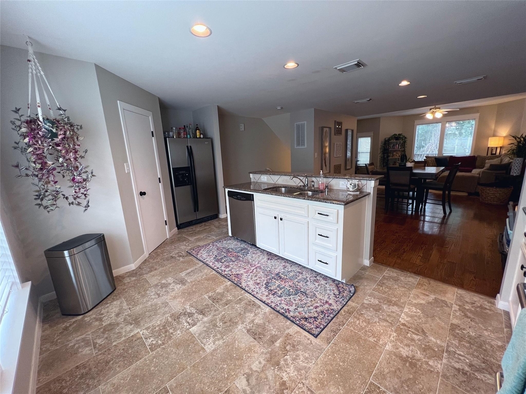 1728 Bevis Street - Photo 3