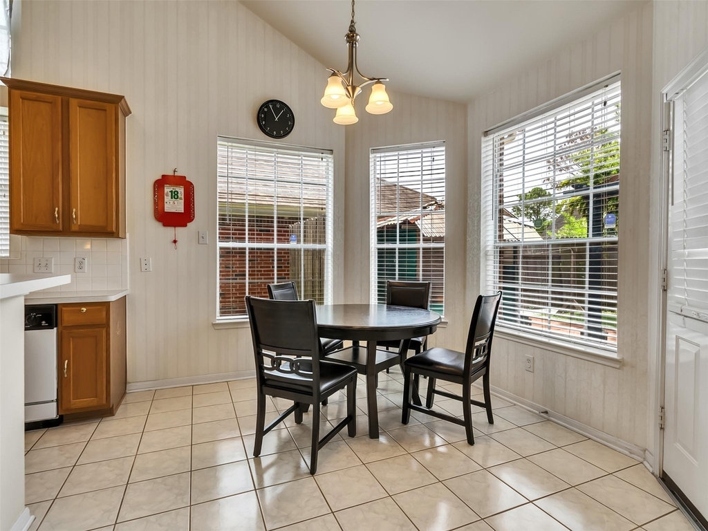 13315 Georgetown Drive - Photo 12
