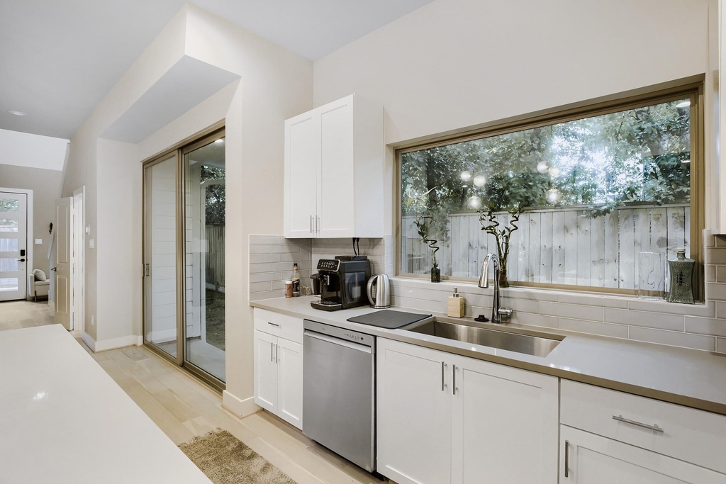 540 Janisch Road - Photo 9