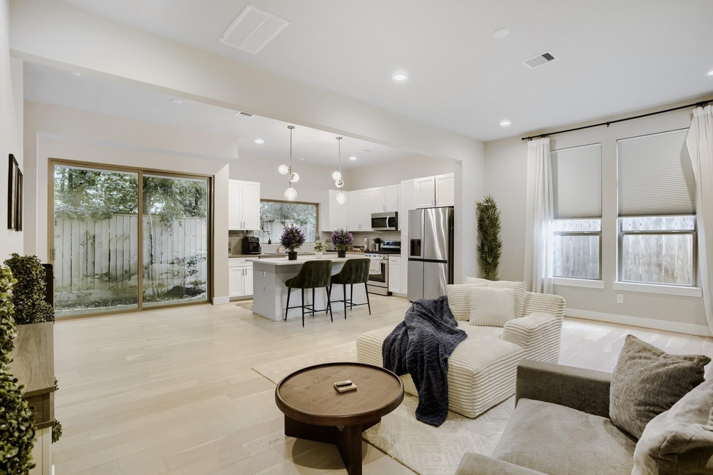 540 Janisch Road - Photo 4