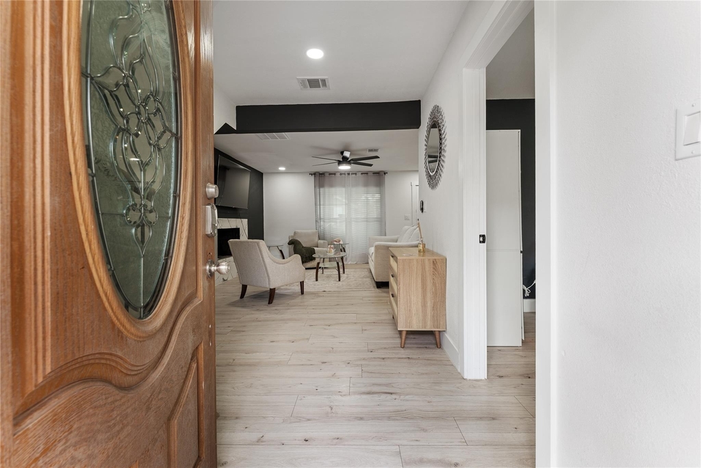 9919 Golden Sunshine Drive - Photo 2