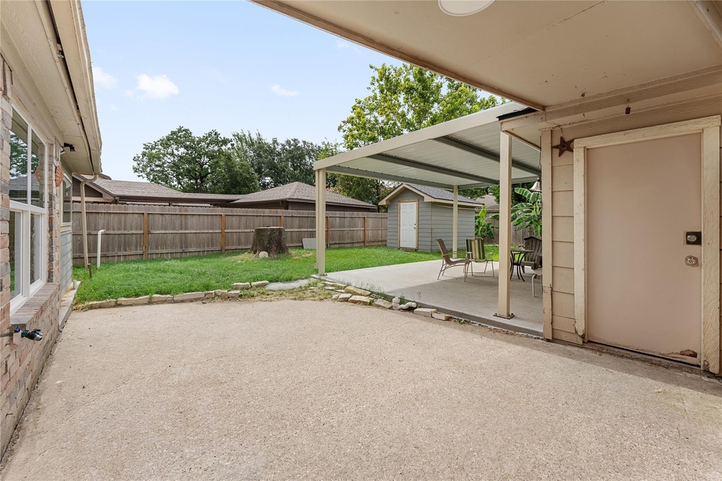 9919 Golden Sunshine Drive - Photo 23