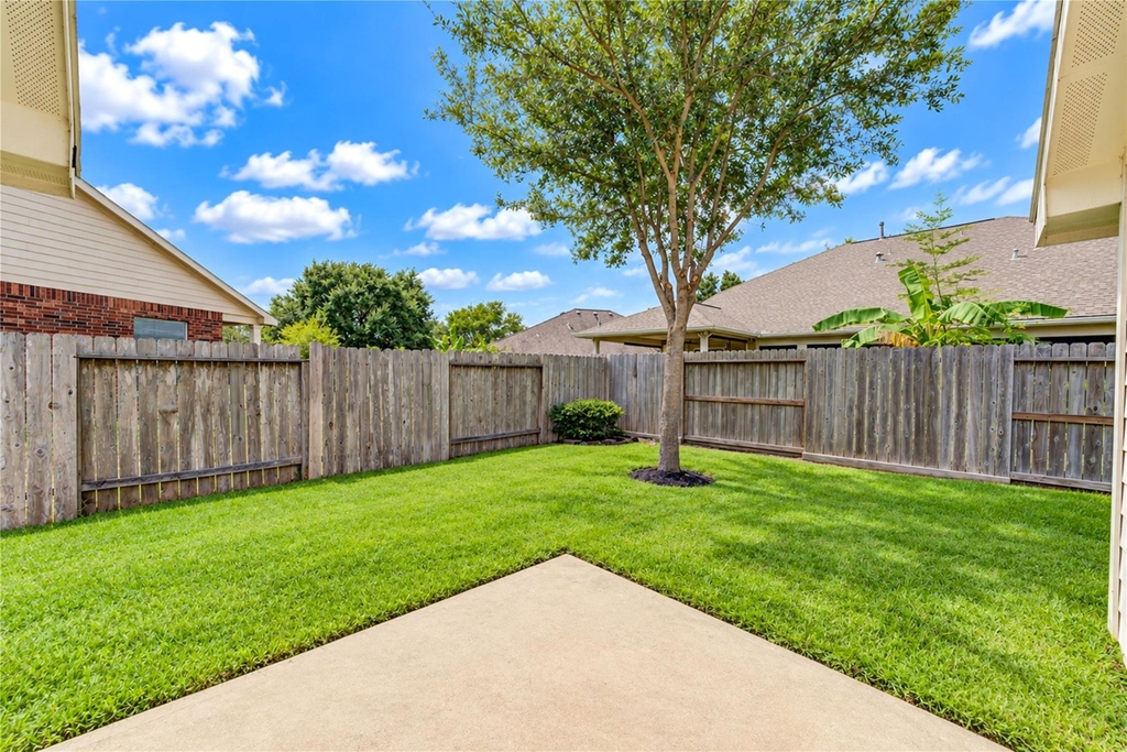 23218 Prairie Lily Lane - Photo 3