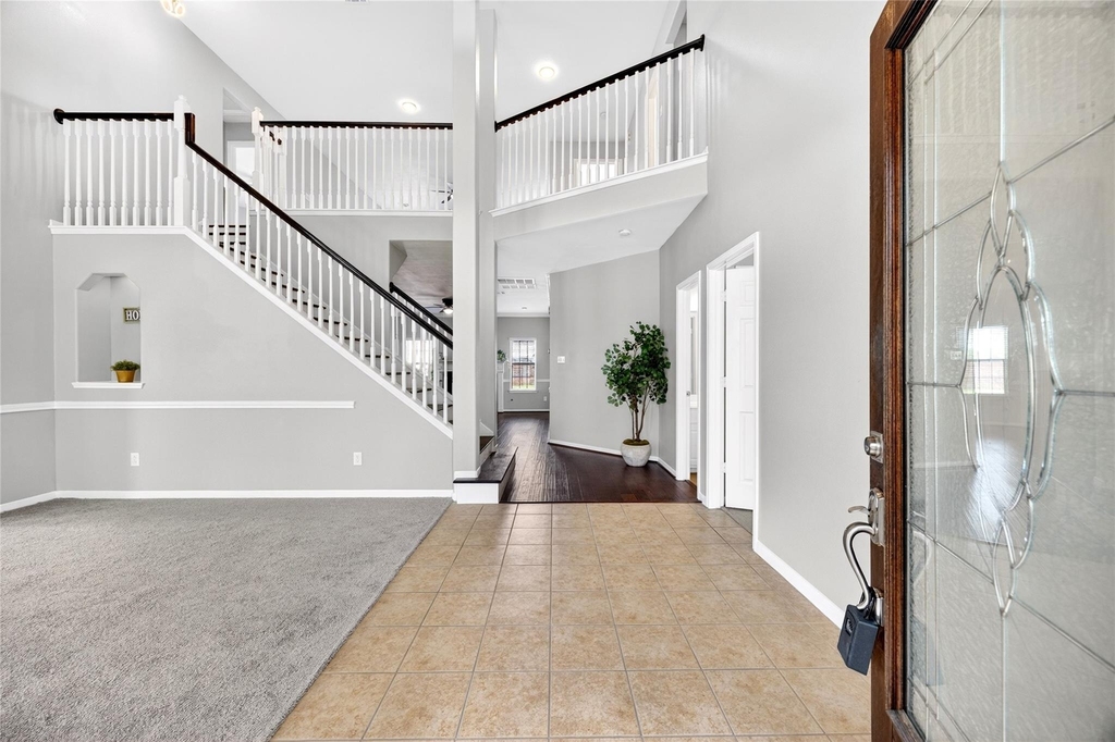 27011 Rockwood Park Lane - Photo 2