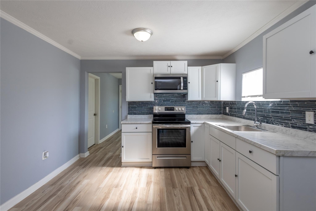 1840 Ollie Street - Photo 6