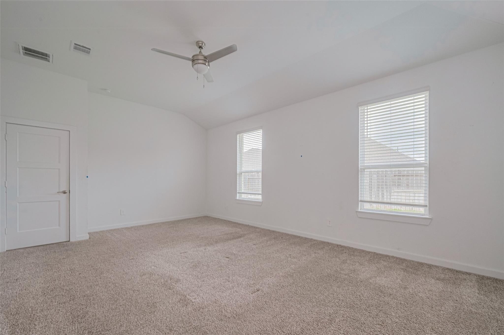 133 Aurora Springs - Photo 8
