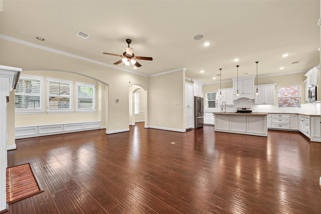 4727 Lake Village Drive - Photo 12