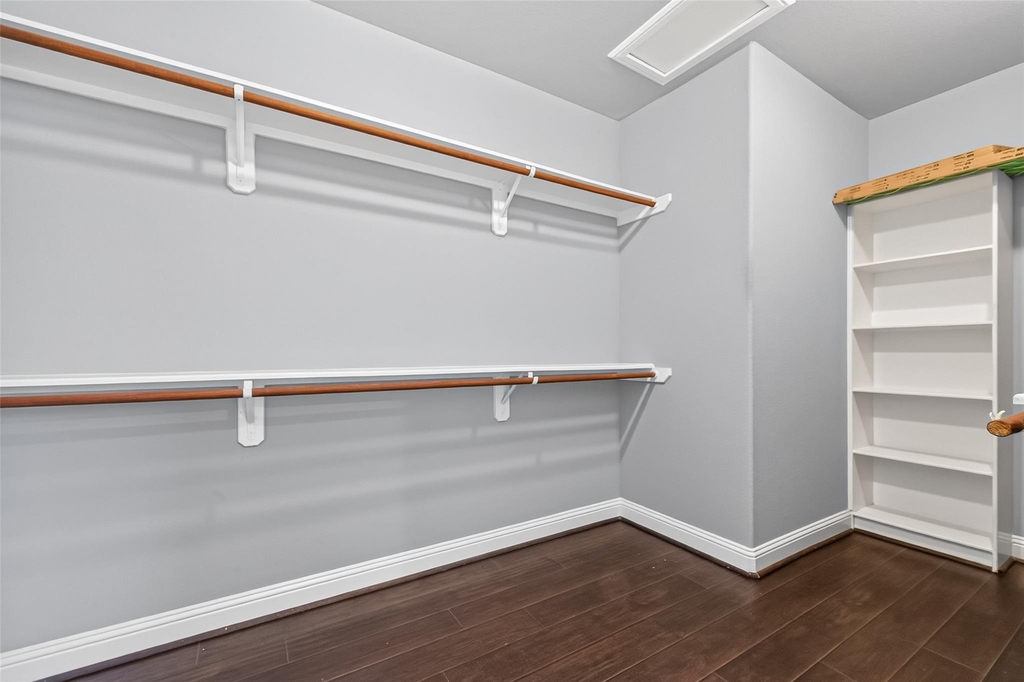 4727 Lake Village Drive - Photo 19