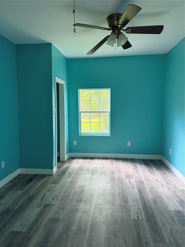 324 E Wilkins Street - Photo 10