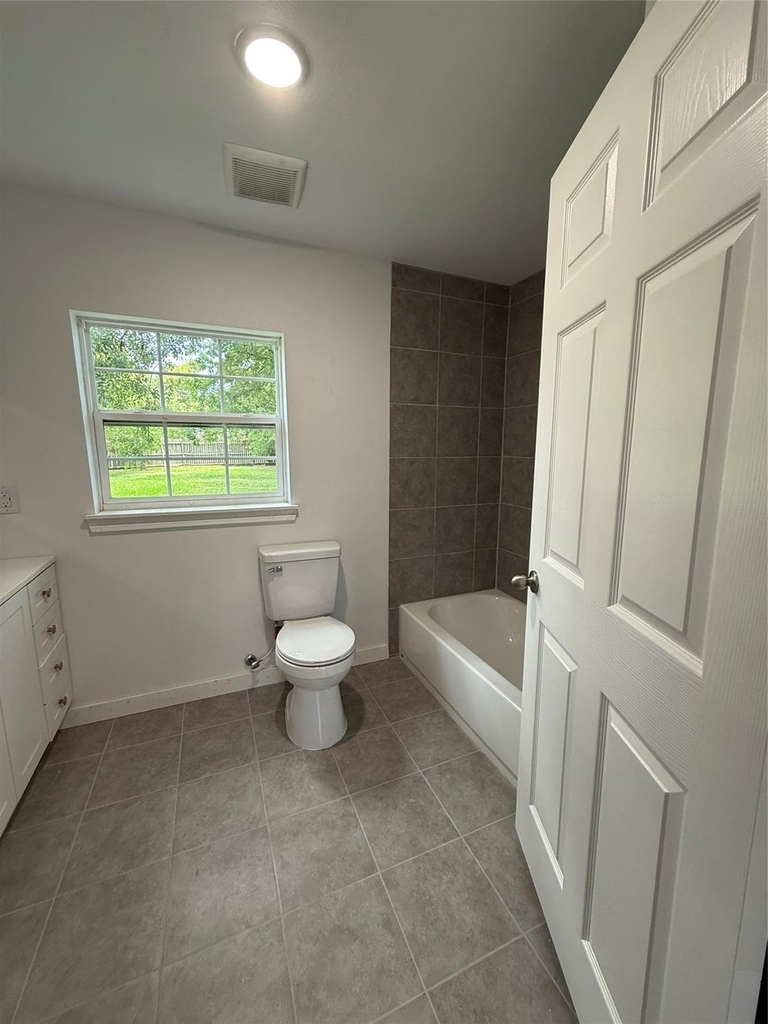 324 E Wilkins Street - Photo 9