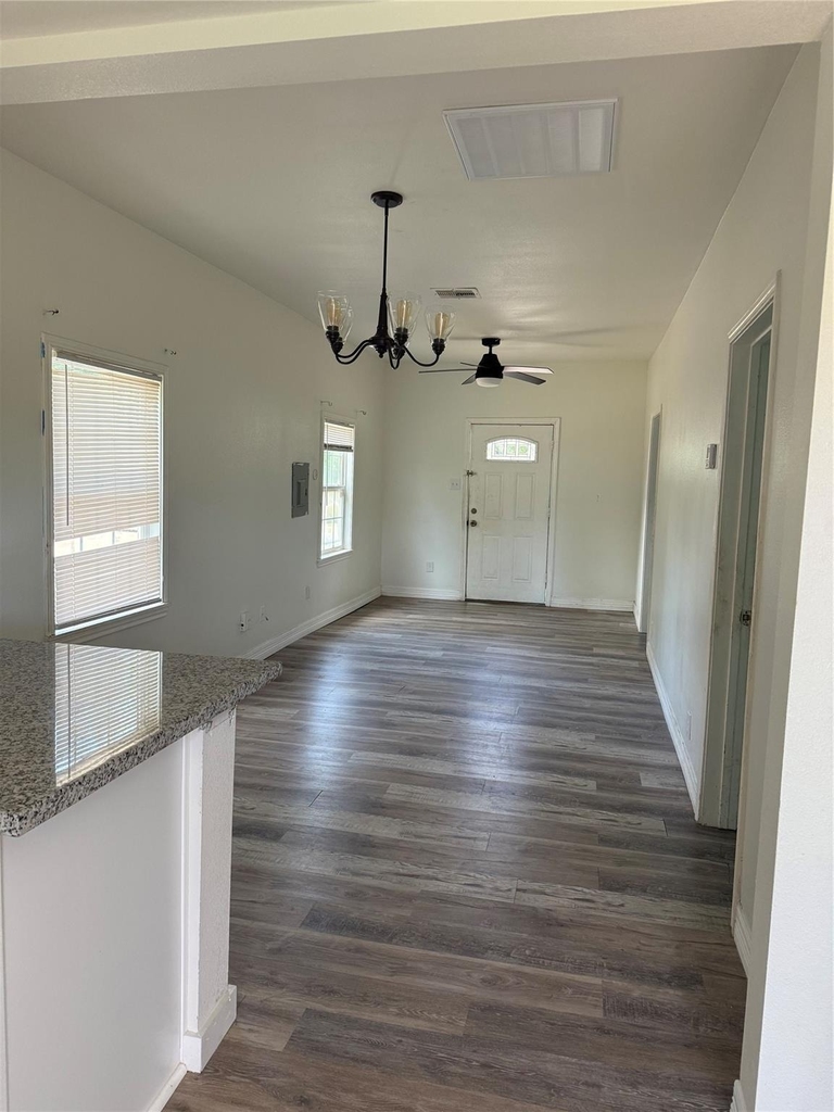 324 E Wilkins Street - Photo 1