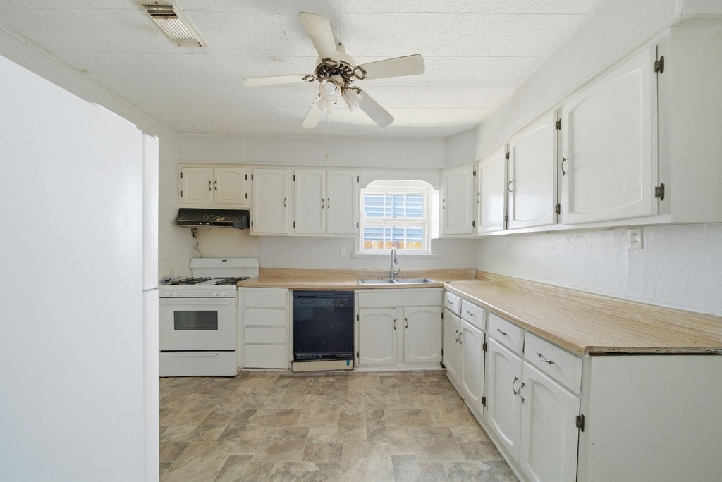 410 Live Oak Street - Photo 5