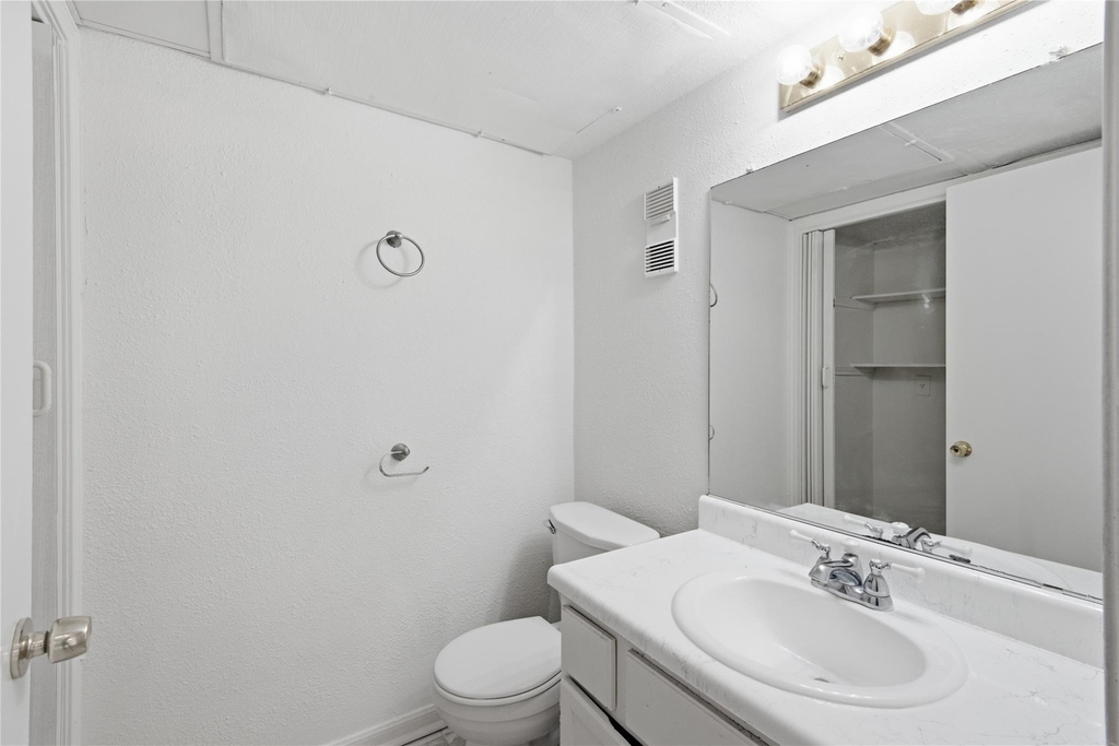 11217 Briar Forest Drive - Photo 15