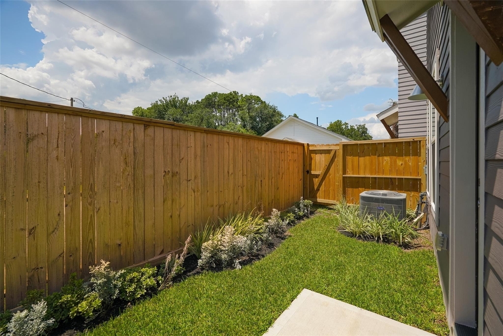 862 Paul Quinn Street - Photo 36