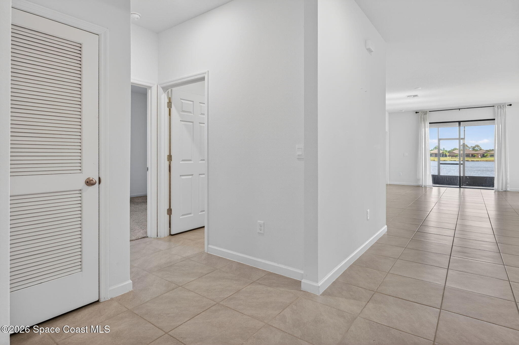 830 Remington Green Drive Se - Photo 2