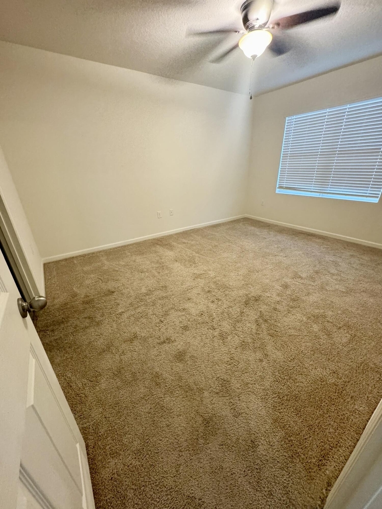 1697 Waldo Street Se - Photo 8