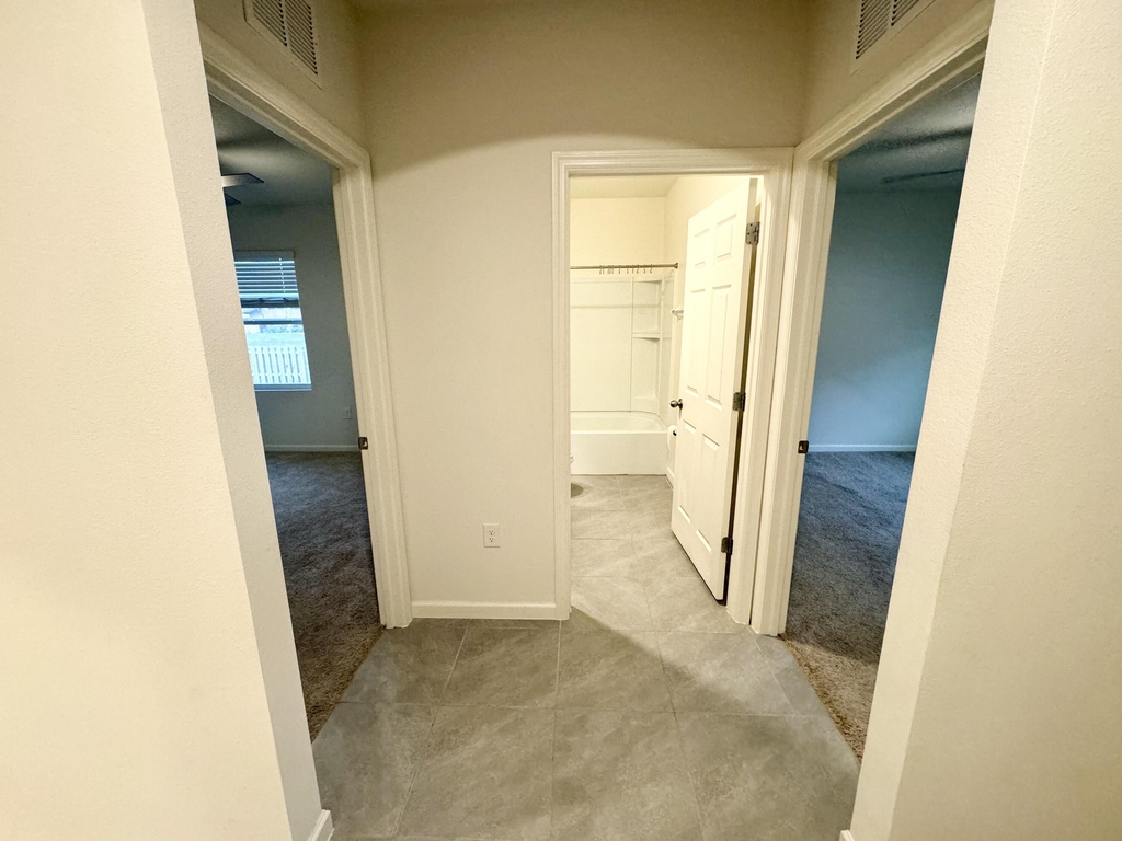 1697 Waldo Street Se - Photo 10