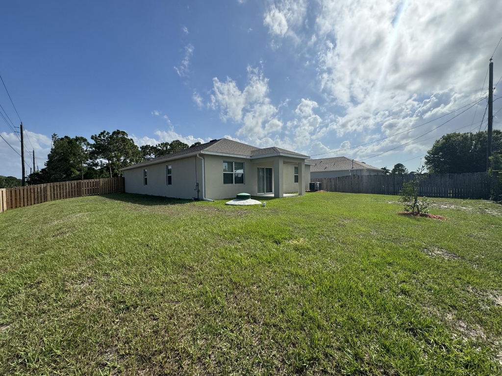 1697 Waldo Street Se - Photo 14