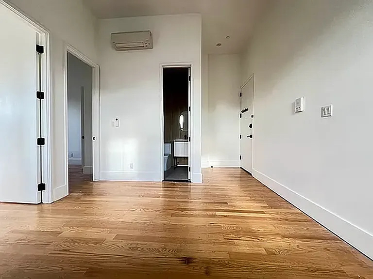1520 St Johns Place - Photo 2