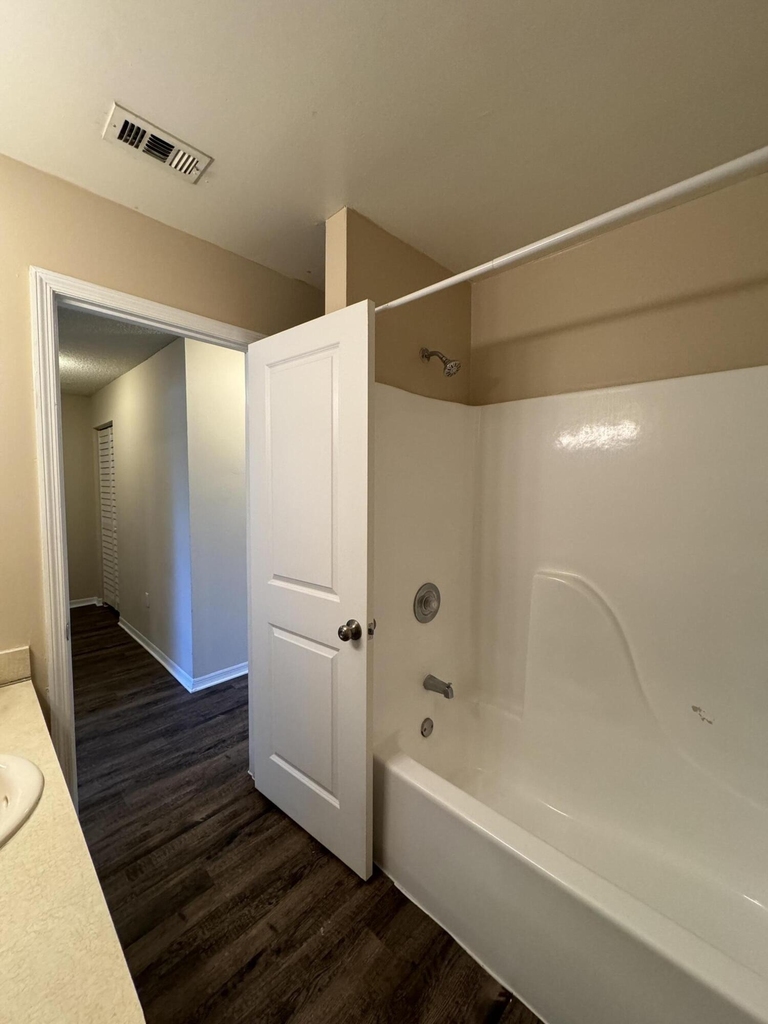 1058 Mollie Lane - Photo 8