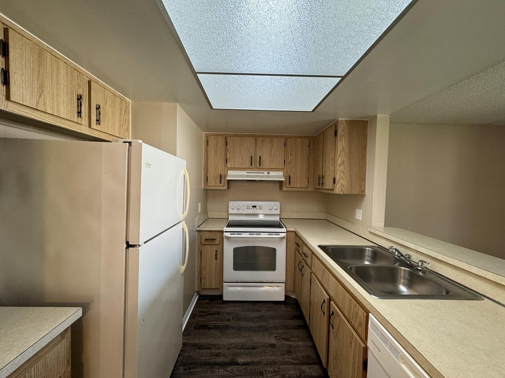 1058 Mollie Lane - Photo 5