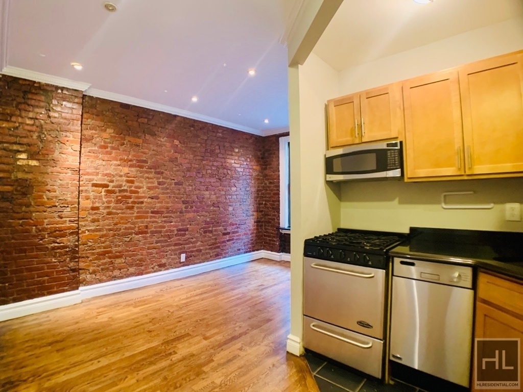 East 13th Street - Photo 1