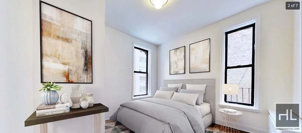 E 55 St - Photo 0