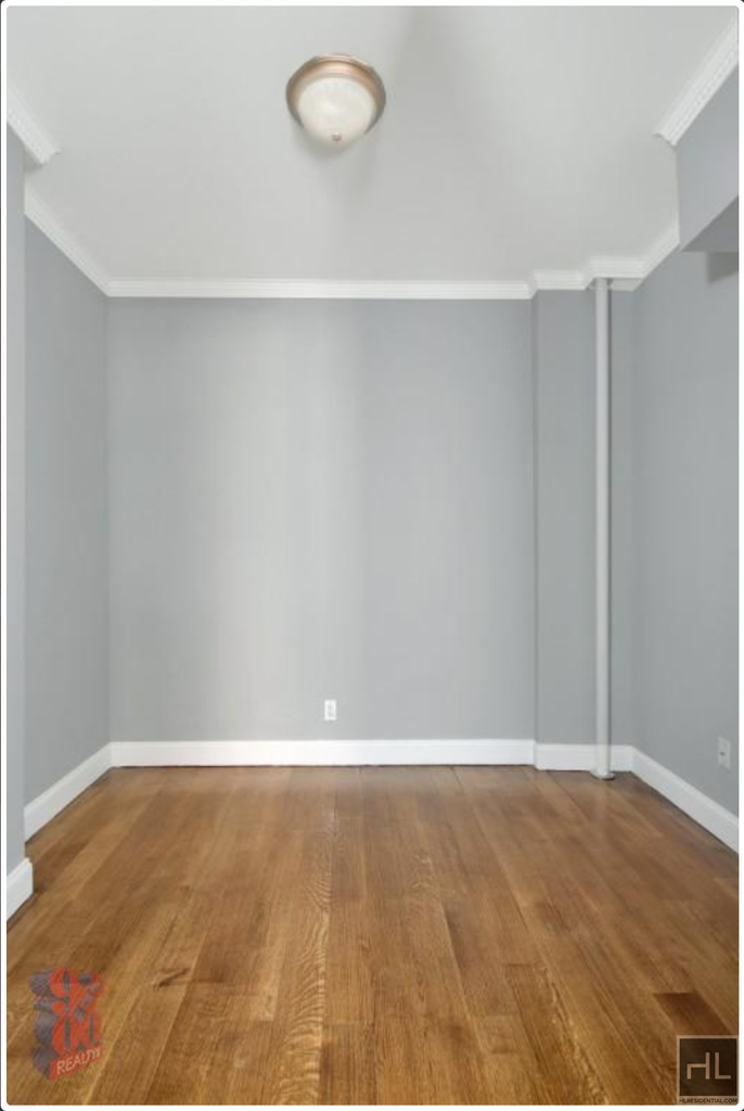 East 26 Street - Photo 5